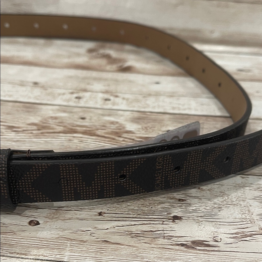 Michael Kors Brown Monogram Belt with Gold Buckle NWT Size M‎    Retails $58